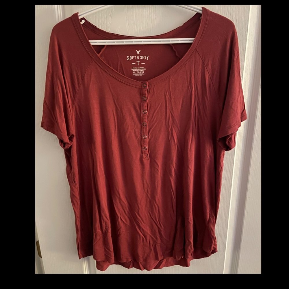 AE Soft & Sexy Top